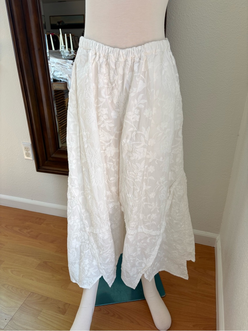 Krista Larson Billowy White Floral Embroidered Wide-Leg Pants